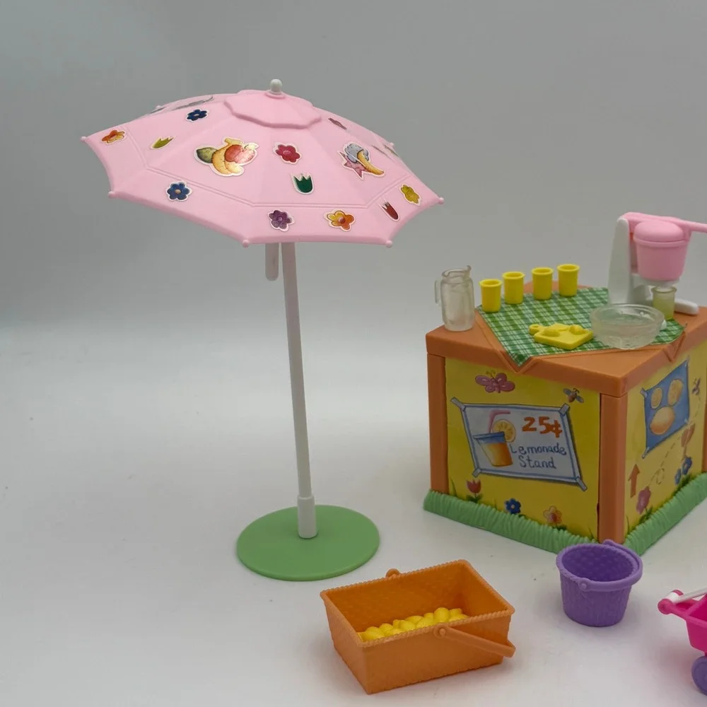 Fisher Price Loving Family Dollhouse Lemonade Stand Swing Wagon Umbrella Set